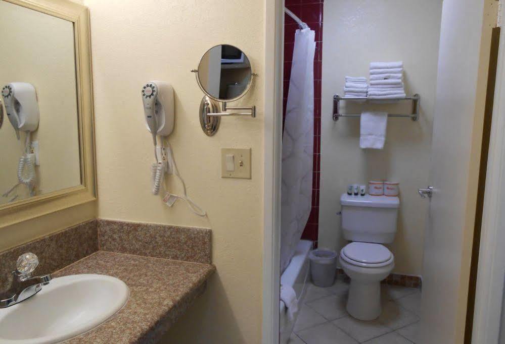 Best Host Inn Plaza Kansas City Dış mekan fotoğraf