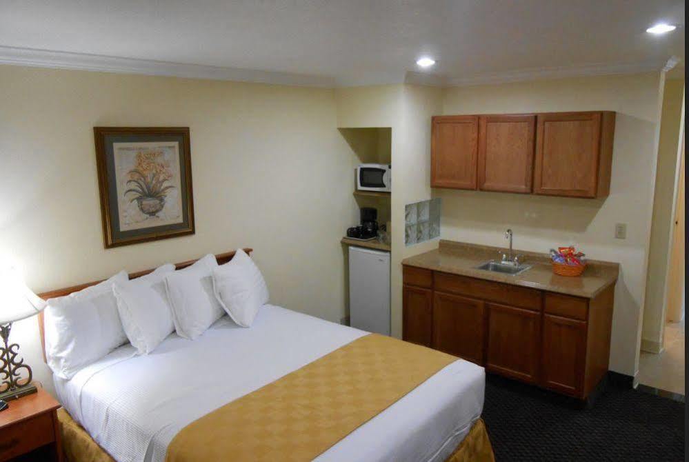 Best Host Inn Plaza Kansas City Dış mekan fotoğraf